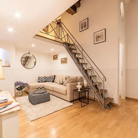 Apartamento Campo De' Fiori 35 *